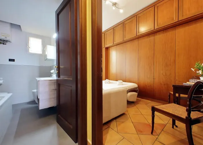 Apartamento Bellezza Al Colosseo - & Apts Roma