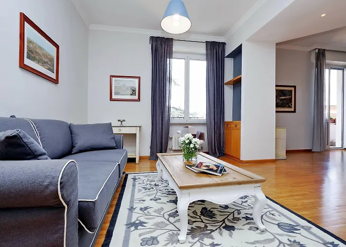 Apartamento Bellezza Al Colosseo - & Apts Roma