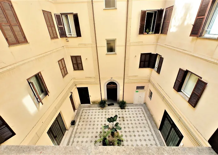 Bellezza Al Colosseo - & Apts Apartman